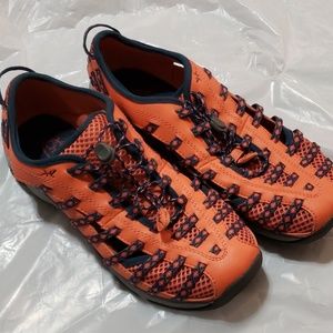 Chaco closed toe shoes